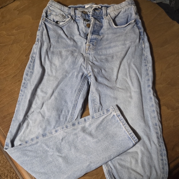 Denim - Light Wash High-Rise Straight Leg Jeans